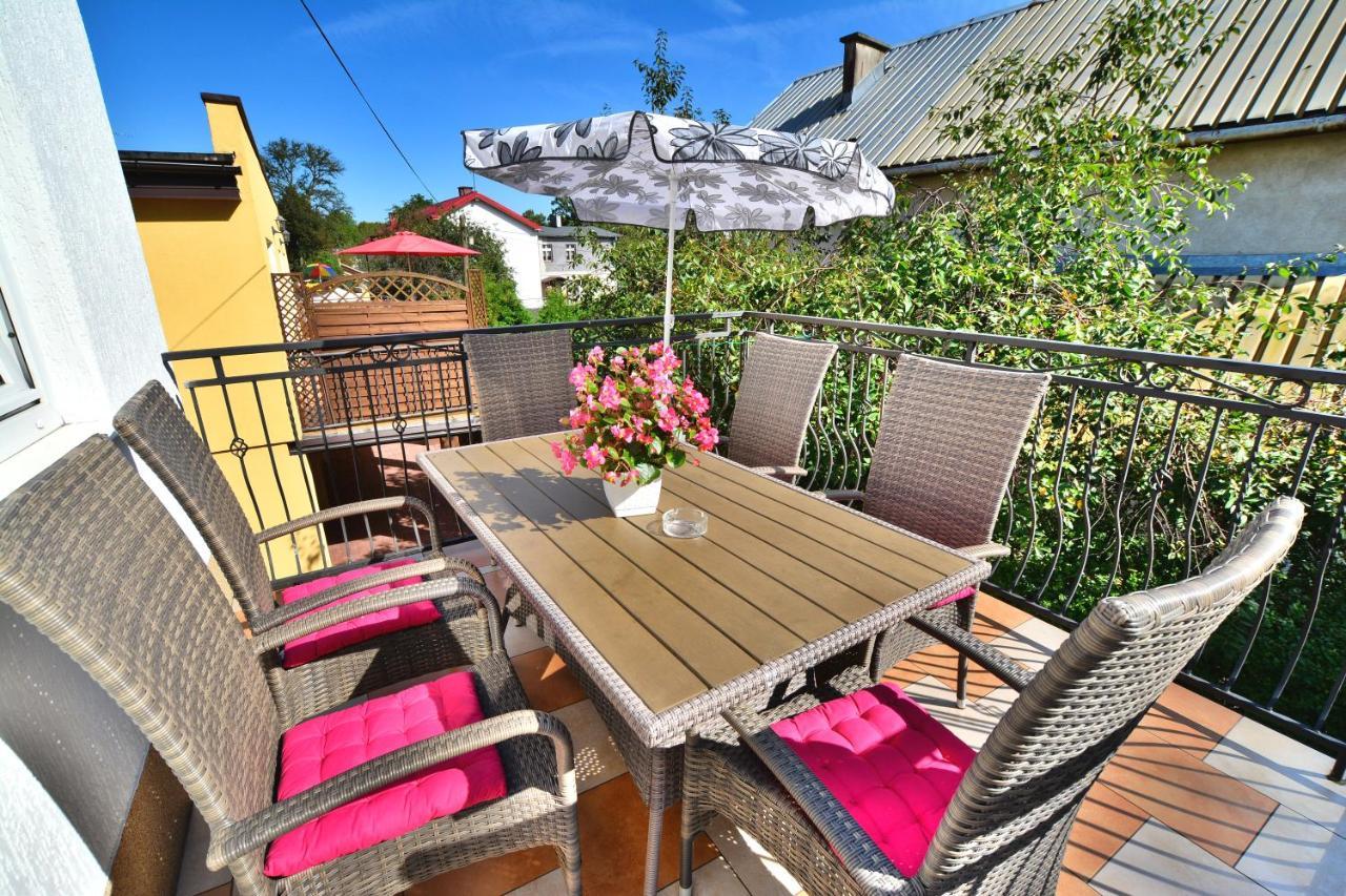 Pokoje Goscinne Muszelka 300 M Do Plazy Großmöllen Exterior foto